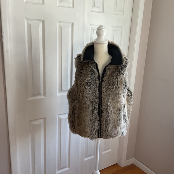 Women’s Weatherproof Brand Reversible Outerwear Vest SZ L - Picture 12 of 15